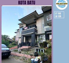 Rumah Villa Nyaman View Pegunungan Berada di Kawasan Perum Kota Batu