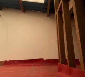 Disewakan Rumah Tinggal 2 Setengah Lantai