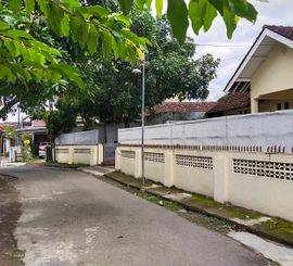 JUAL RUMAH SHM tengah Kota Yogyakarta daerah Celeban (hunian nyaman) dekat kampus UST