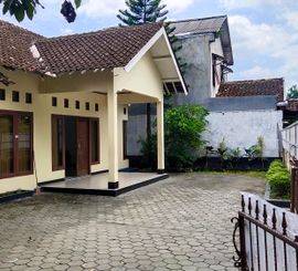 JUAL RUMAH SHM tengah Kota Yogyakarta daerah Celeban (hunian nyaman) dekat kampus UST