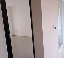Rumah 2 Lantai Bagus, Hadap Tenggara, siap huni di Citra 8