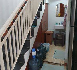 Dijual rumah hoek di Metland Ujung Menteng