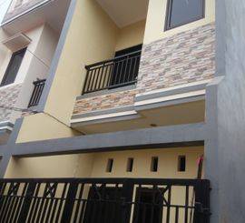 disewa rumah 31/2 lantai tanjung duren jakarta barat