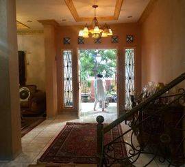 Rumah Cipinang Indah I : LT 197 m2, LB 250 m2, Hook, Strategis Siap Huni