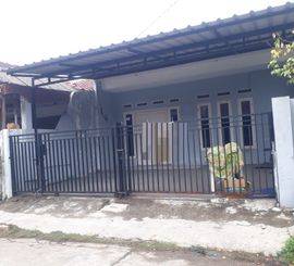 Sewa Pertahun Harapan Indah Bekasi Strategis Nyaman k0891
