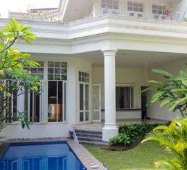 Dijual Rumah mewah di Kemang