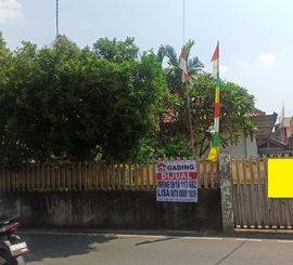 Ci.126&La.871,Cm.031DIJUAL CEPAT !! Rumah Hitung Tanah di Jatinegara bisa untuk usaha