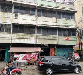 Ruko di Jalan Rahmadsyah / Japaris ( Dekat Pajak Sambas)