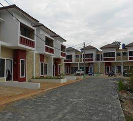 Rumah 2 lantai siap huni di serpong dekat tol BSD