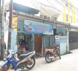 Rumah tua zona komersil di Batu Tulis, Kebon Kelapa, Gambir