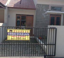 Rumah tinggal strategis dan asri 2KT 1KM Puri Dago Antapani Bandung