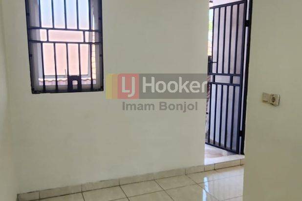 Sewa Rumah Siap Huni, Aman Dan Nyaman. Graha Padma, Semarang Barat - 8190
