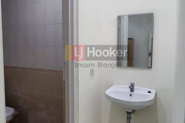 Sewa Rumah Siap Huni, Aman Dan Nyaman. Graha Padma, Semarang Barat - 8190