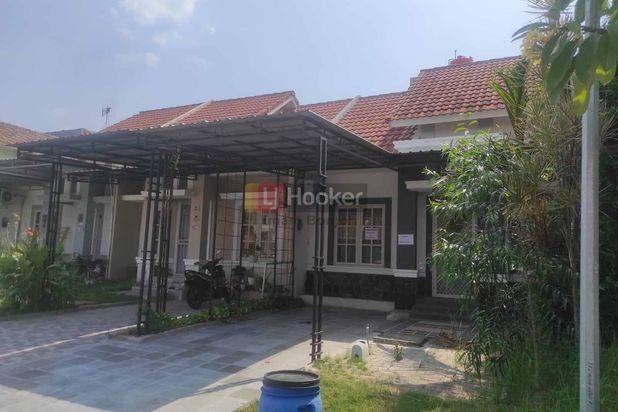 Sewa Rumah Siap Huni, Aman Dan Nyaman. Graha Padma, Semarang Barat - 8189