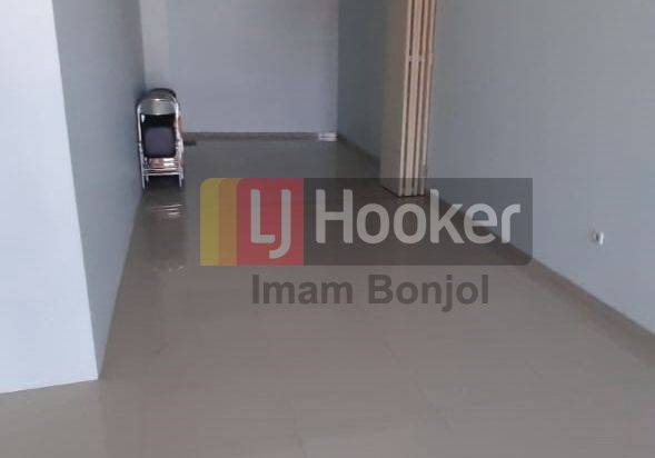 Jual Ruko Siap Pakai. Strategis Tengah Kota. Jl. MT. Haryono Semarang - 4581