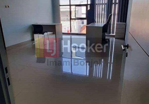 Jual Ruko Siap Pakai. Strategis Tengah Kota. Jl. MT. Haryono Semarang - 4581