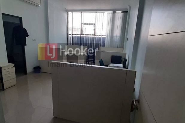 Jual Ruko Siap Pakai. Strategis Tengah Kota. Jl. MT. Haryono Semarang - 4581