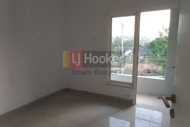 Sewa Rumah Siap Huni. Aman Dan Nyaman. Perum Tamansari Hills, Semarang - 8248