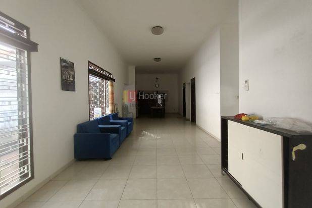 Sewa Rumah Siap Huni. Nyaman Strategis Jl. Sompok Semarang - 8220