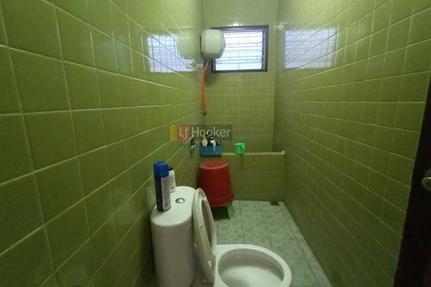 Sewa Rumah Siap Huni. Nyaman Strategis Jl. Sompok Semarang - 8220