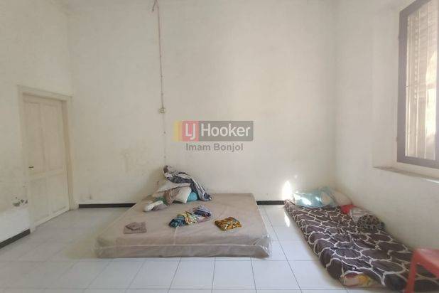 Sewa Rumah Siap Huni. Nyaman Strategis Jl. Sompok Semarang - 8220