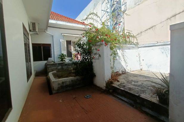 Sewa Rumah Siap Huni. Nyaman Strategis Jl. Sompok Semarang - 8220