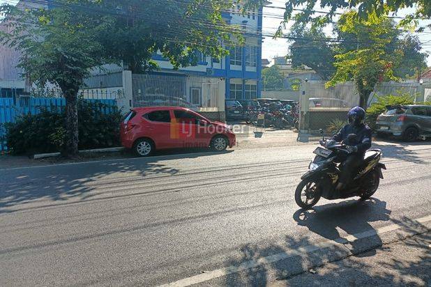Sewa Rumah Siap Huni. Nyaman Strategis Jl. Sompok Semarang - 8220