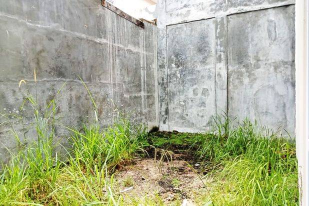 Dijual Rumah 2 Lantai Hadap Timur Row Jalan 10 Meter 
