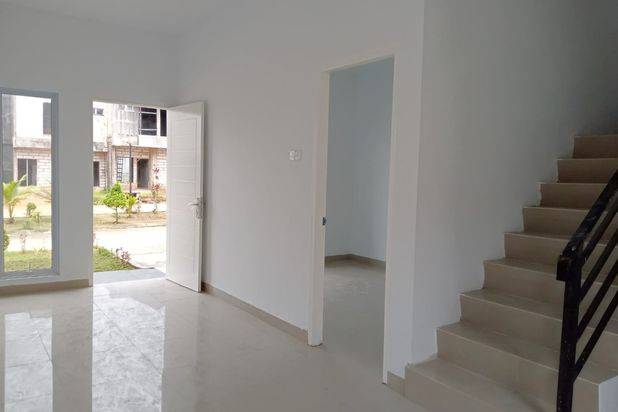 Dijual Rumah 2 Lantai Depan Taman Batam Center