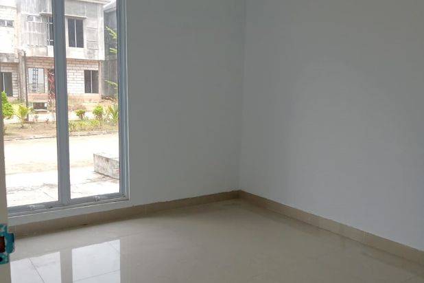 Dijual Rumah 2 Lantai Depan Taman Batam Center