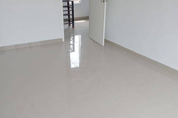 Dijual Rumah 2 Lantai Depan Taman Batam Center