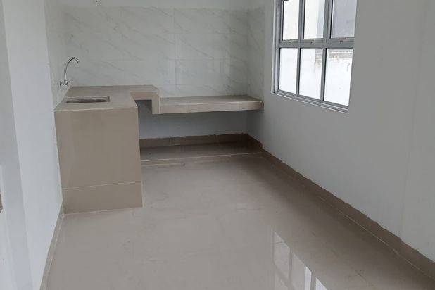 Dijual Rumah Depan Taman Hadap Utara di Batam Center