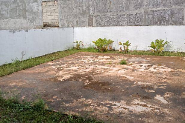 Dijual Rumah Depan Taman Hadap Utara di Batam Center