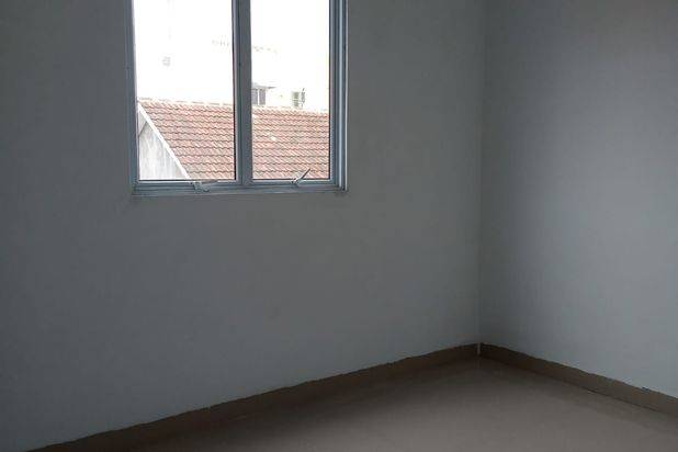 Dijual Rumah Depan Taman Hadap Utara di Batam Center