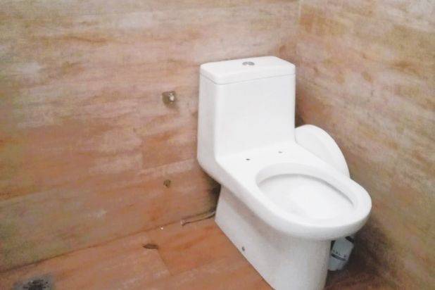 DiJual Rumah Murah di Batam Center Hadap Timur