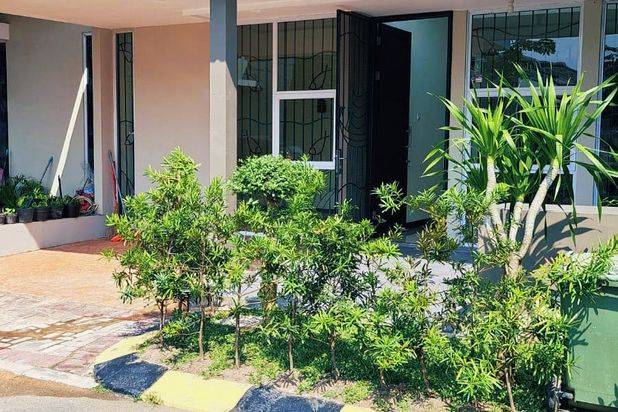 Dijual Murah Rumah Di Royal Grande 1,5 Lantai