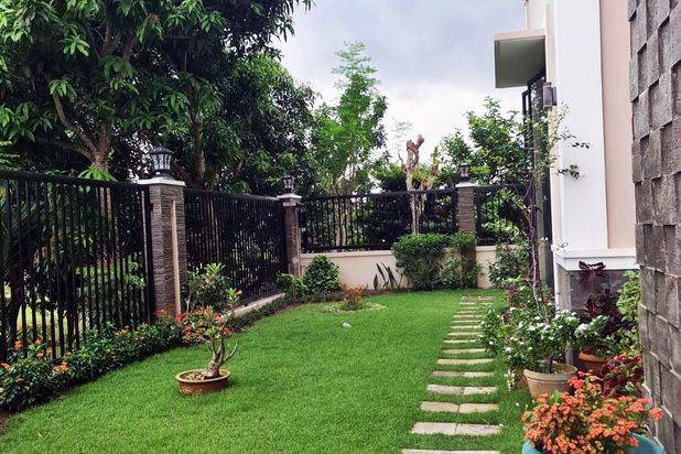 DiJual Rumah Mewah View Lapangan Golf dan Danau di Batam