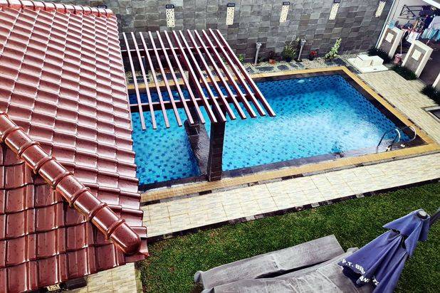DiJual Rumah Mewah View Lapangan Golf dan Danau di Batam