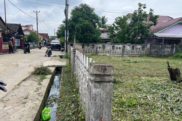 TANAH PLAJU DEKAT KAMPUS