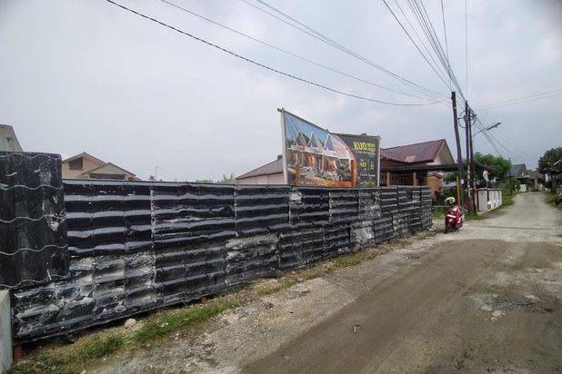 DIJUAL RUMAH DEPAN JALAN DI JOHOR EKA WARNI