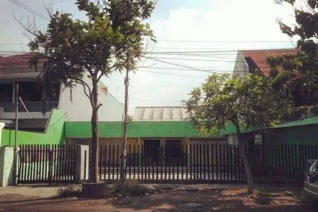 Raya Tenggilis depan RS Ubaya