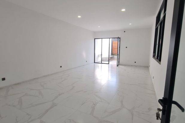 Kendangsari Rumah 2lt Baru Gress, SHM, Hadap Utara
