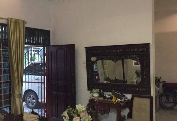 Rumah Dalam Perumahan Reni Jaya Pamulang Dekat Tol Pamulang