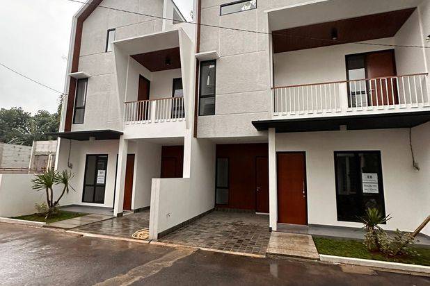 Rumah Baru Siap Huni Dalam Cluster Dekat Pintu Toll Desari