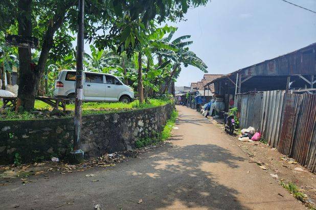 Tanah Hook di Cimanggis Dekat Tol Cisalak Jagorawi Legalitas SHM