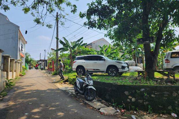 Tanah Hook di Cimanggis Dekat Tol Cisalak Jagorawi Legalitas SHM
