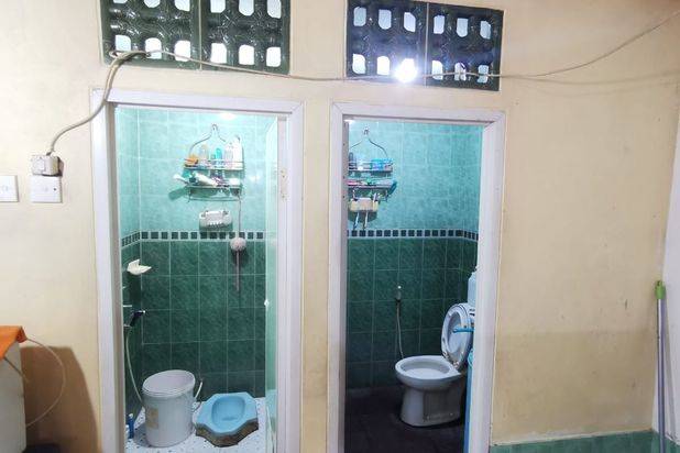 Kost Kostan 16 Kamar di Kebon Jeruk Jakarta Barat, dekat Tol, Kampus, Mall, RS