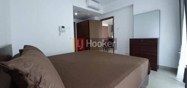 Disewakan 2 unit Jadi 1 di Apartment Puri Orchard