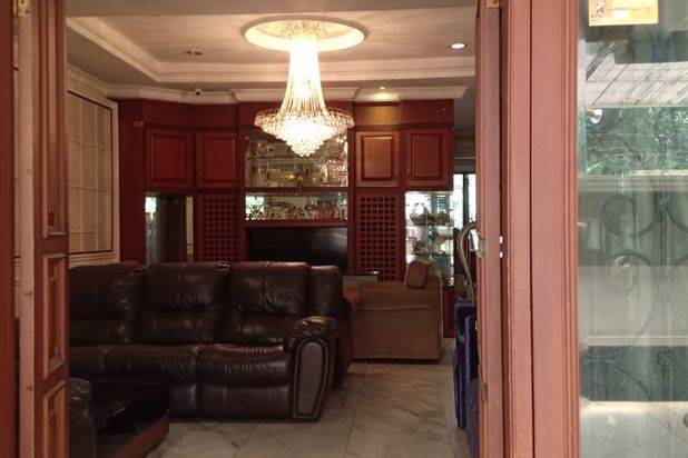 Dijual Rumah Bagus di Tebet Jakarta Selatan