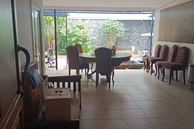 Dijual Rumah Bagus di Tebet Jakarta Selatan